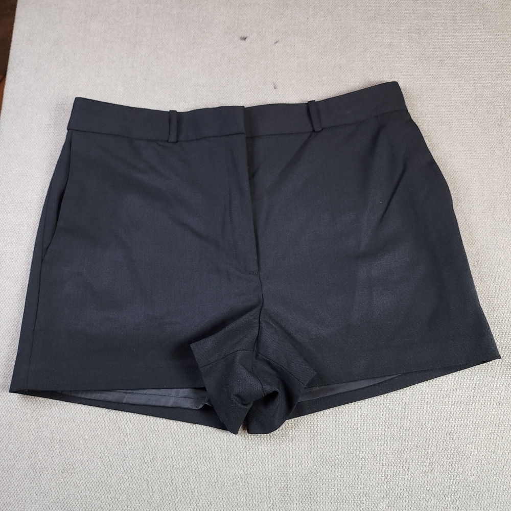Aritzia Babaton Agency Mini Short Wool Twill High-Waisted Black Dress Shorts 16